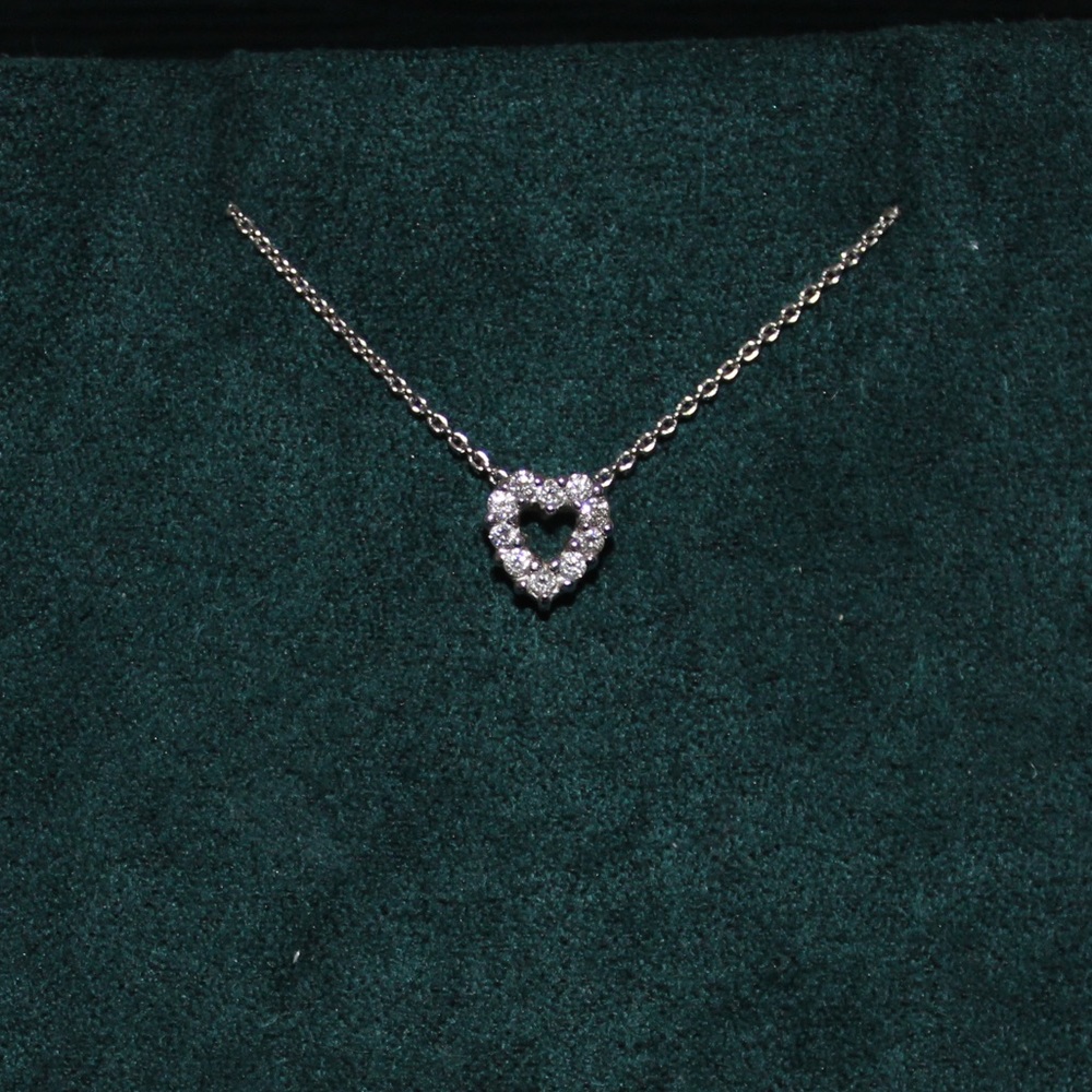 Roberto Coin Diamond Heart Pendant